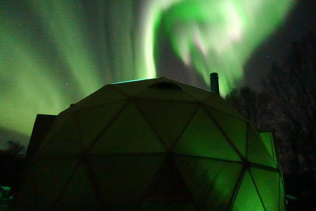 Wild Caribou Dome Hotel Lakselv Exterior photo